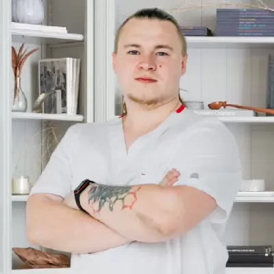 доктор Лопин Николай Николаевич фельдшер клиники «Санати» в Нижнекамске